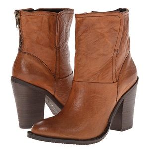 Steve Madden Cognac Earla Boot